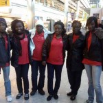 GH volunteers at the airport002