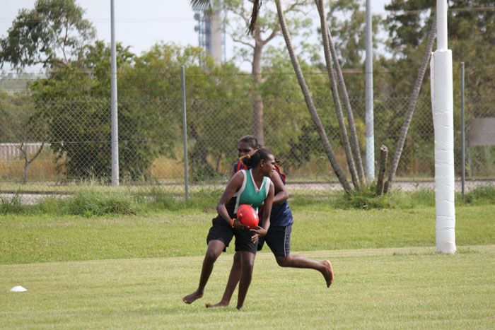 GIRLS FOOTBALL KOR V ST JOHNS 015