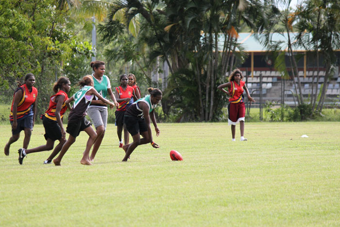 GIRLS FOOTBALL KOR V ST JOHNS 020