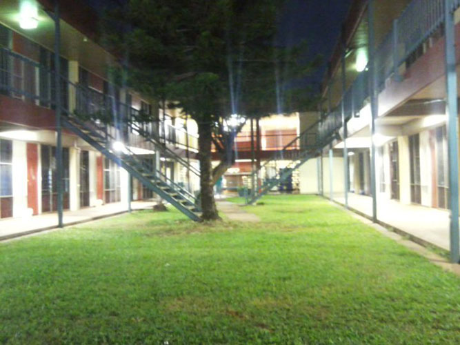 House 3 - night