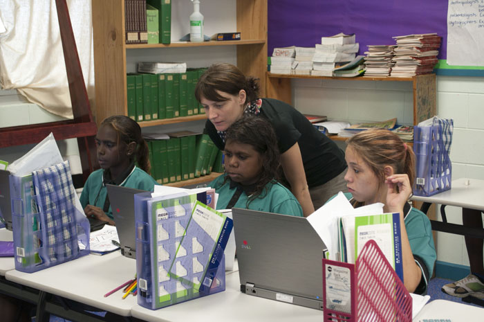 IE Students with laptops 9