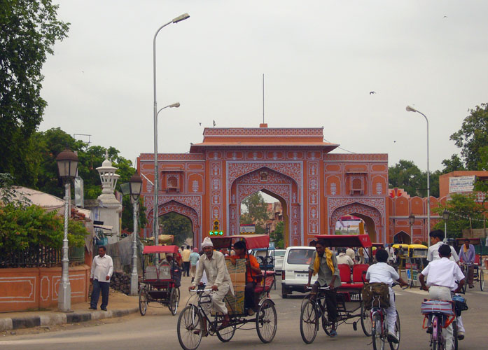 phillipa Hunt_India_2008_30