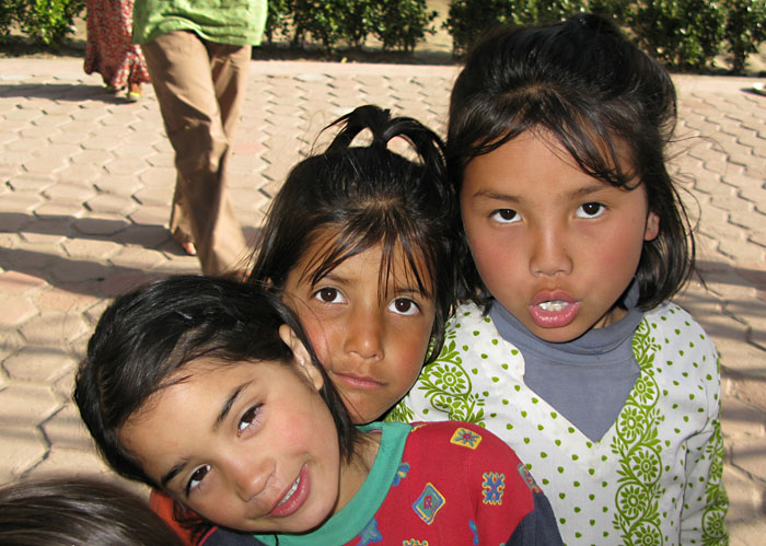 phillipa Hunt_India_2008_39