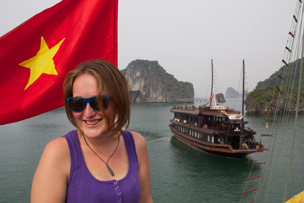 LAUREN_HALONG_BAY_HALFSIZE